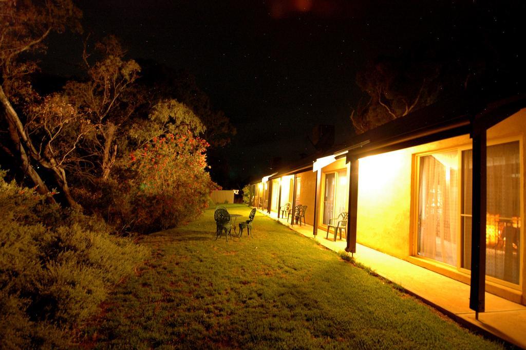Burra Motor Inn Exterior foto